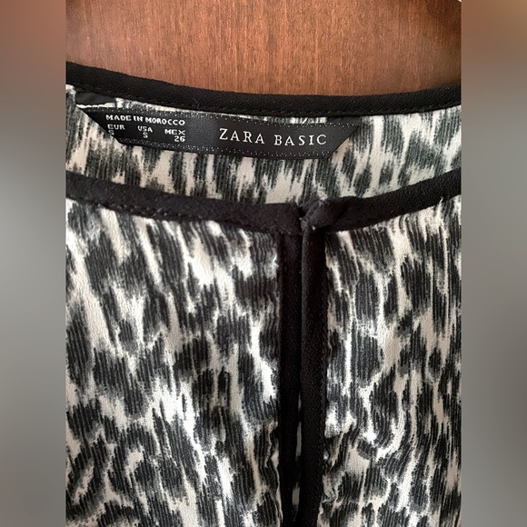 Zara dress - Picture 2 of 3